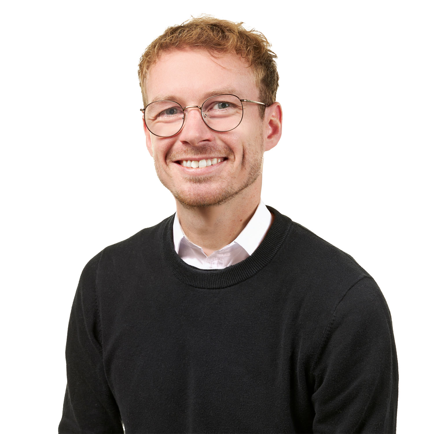default/bram_met_overhemd_1.jpg